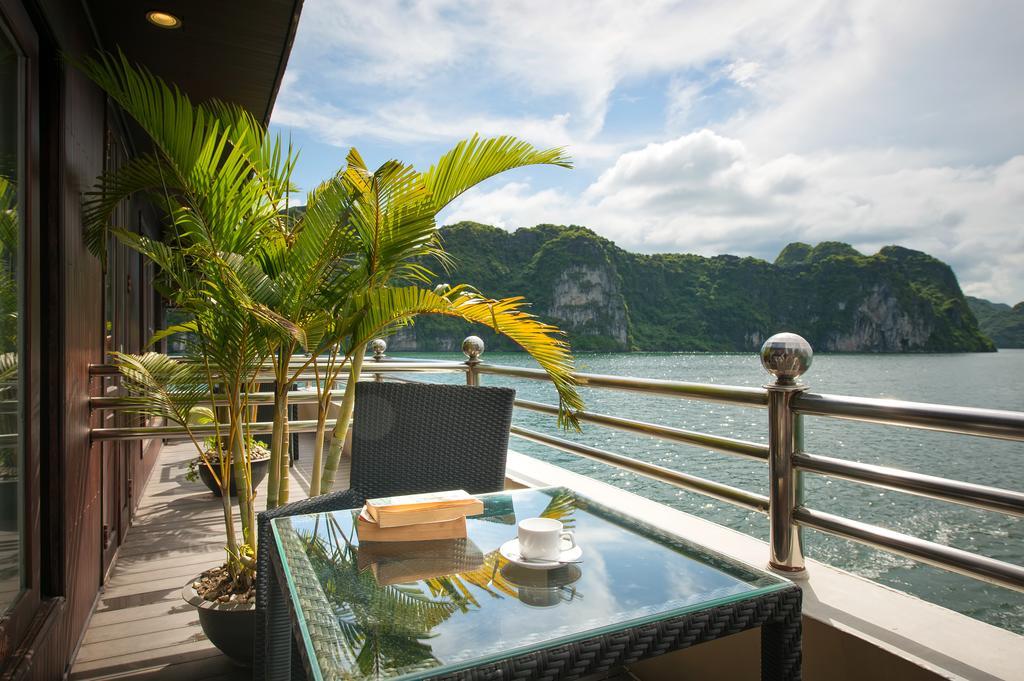 La Vela Premium Cruise - Managed By Paradise Cruises Ha Long Exterior foto